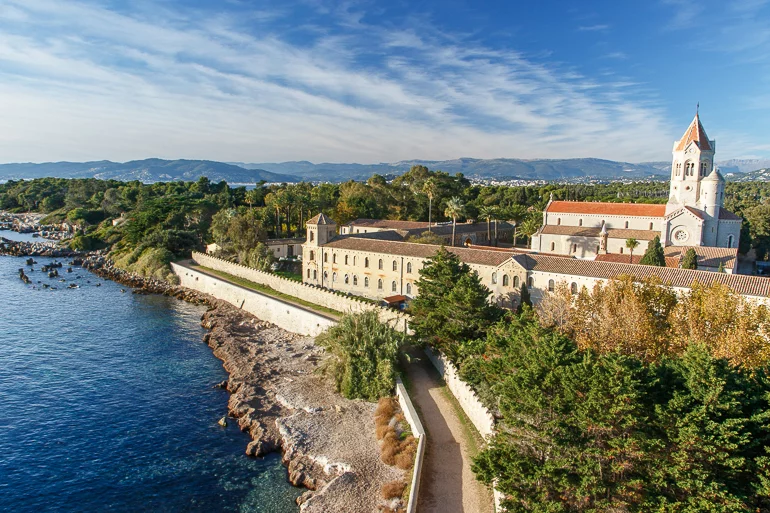 vue du monastère de Lérins