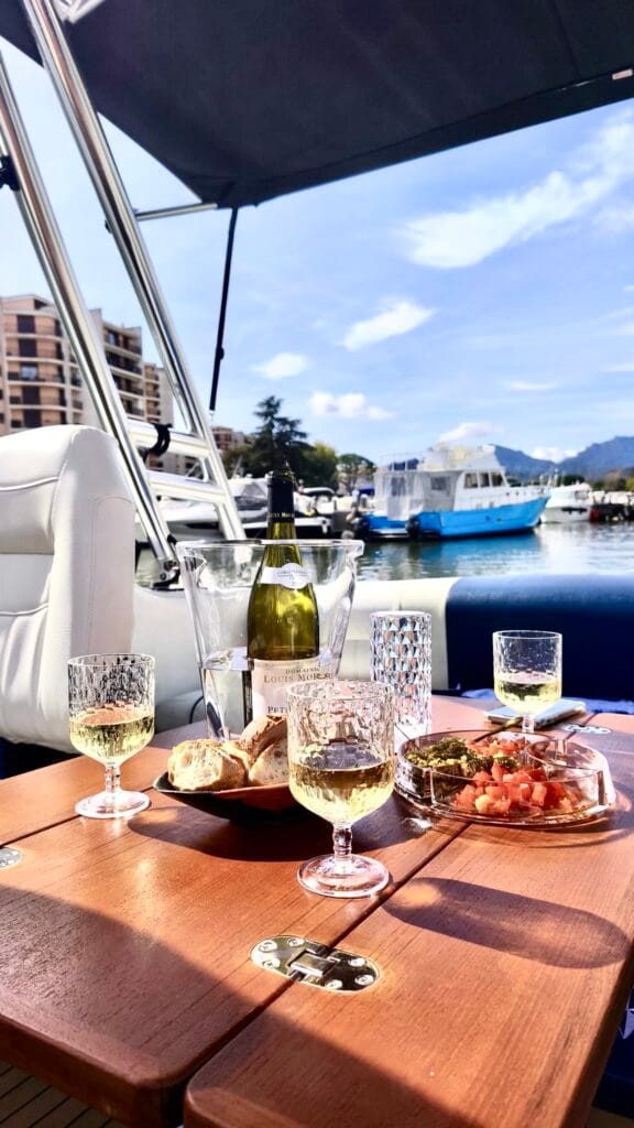 Apero on boat